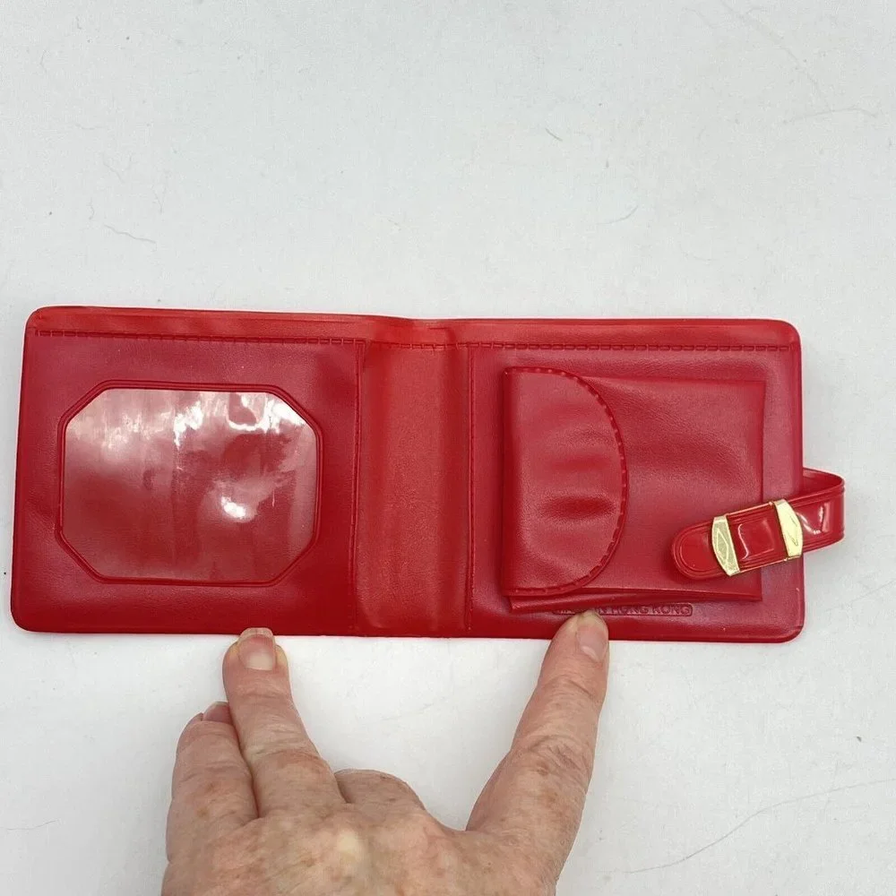 VTG 70s Walt Disney‎ Productions Minnie Mouse Red Plastic Wallet 80s Theme Park